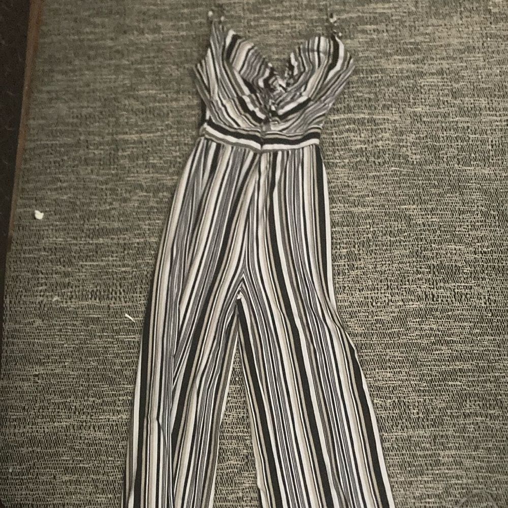 Kendall & Kylie Gray and White Ruffled Jumpsuit